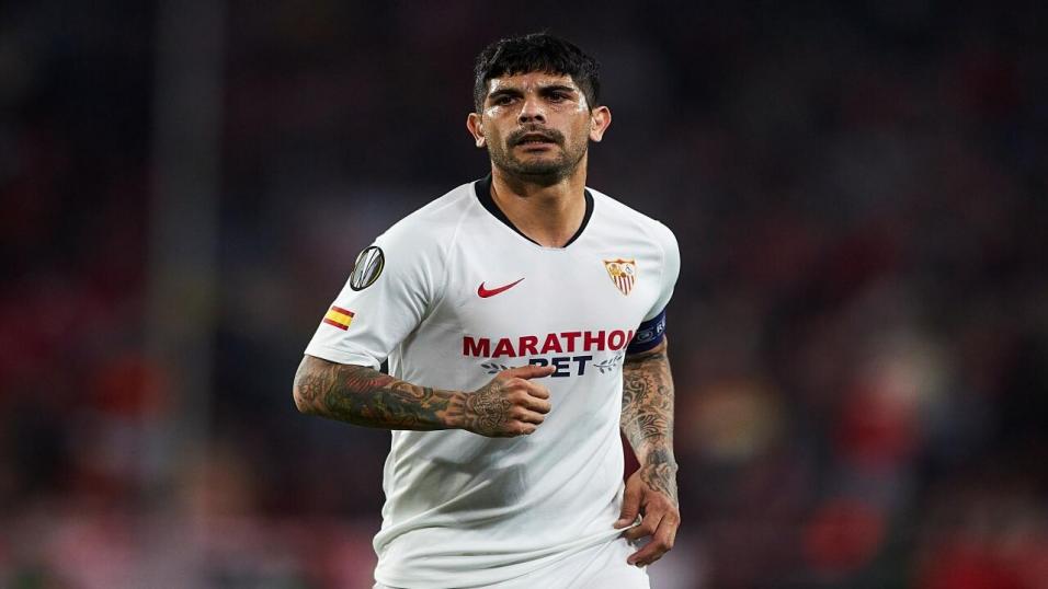 Sevilla midfielder Ever Banega